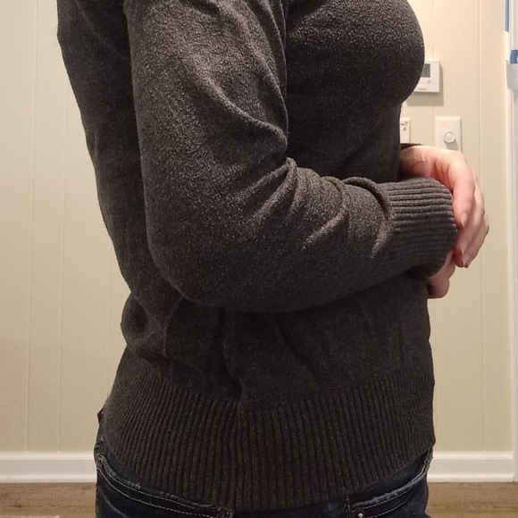 Simple Top - Picture 4 of 4